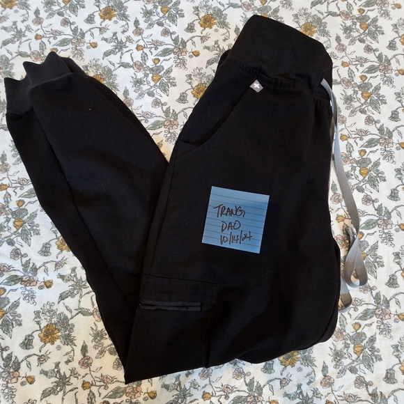 GUC XSP Figs Black HW Zamora Joggers (Zipper messed up from trauma shears) - Picture 1 of 1